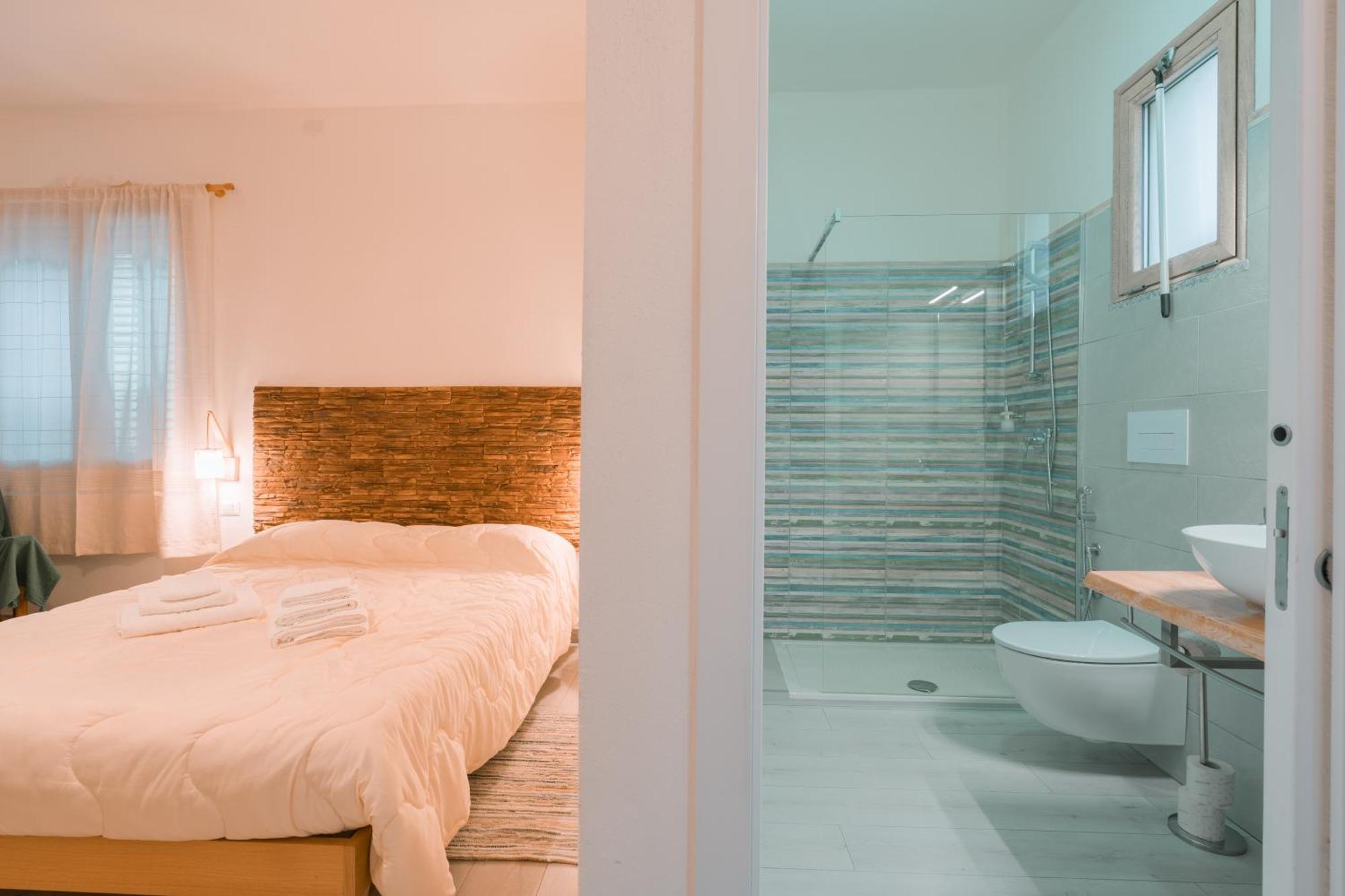 Giobo Rooms Siniscola Εξωτερικό φωτογραφία